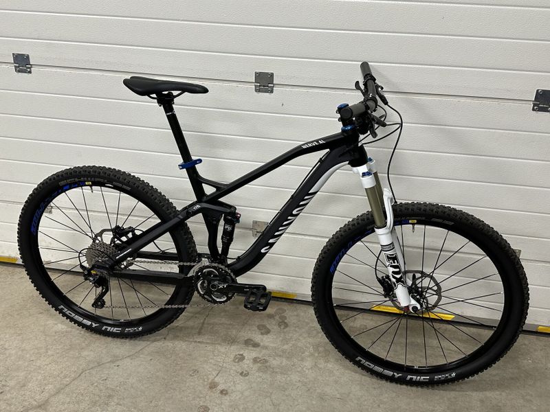 Canyon Nerve AL 27,5” veľ. M