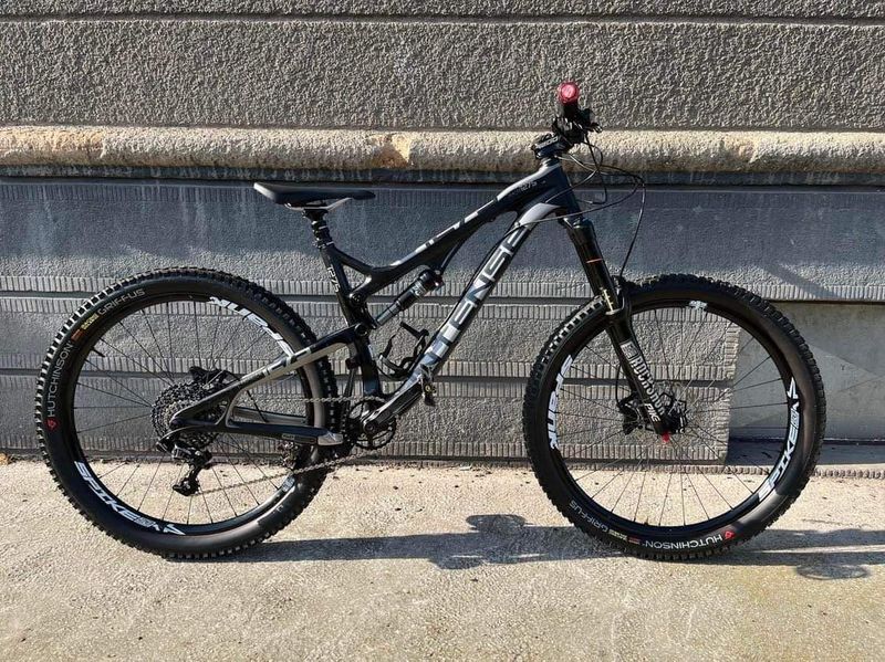 Enduro Intense Tracer 275c