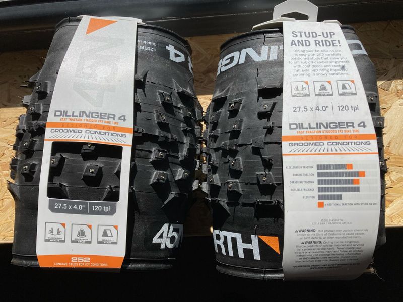 Fatbike pláště - Dillinger 27,5x4 s hřeby 