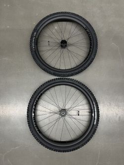 sada kol Bontrager Line Elite 30 (29, boost) - NOVÁ!