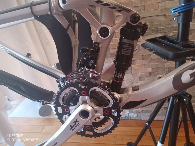 Giant Trance 27.5, vel. L, zdvih 140 mm, rámová sada s komponenty
