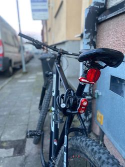 SUPERIOR XC 819 Matte Black/White/Team Red 2021 