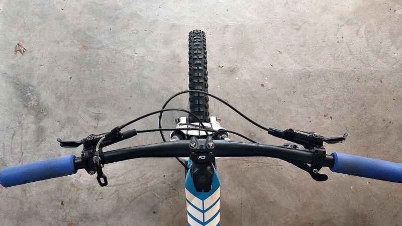 Celoodpružené kolo XC/Enduro
