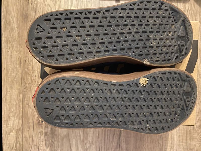 MTB Boty - LEATT shoe 1.0 flat onyx