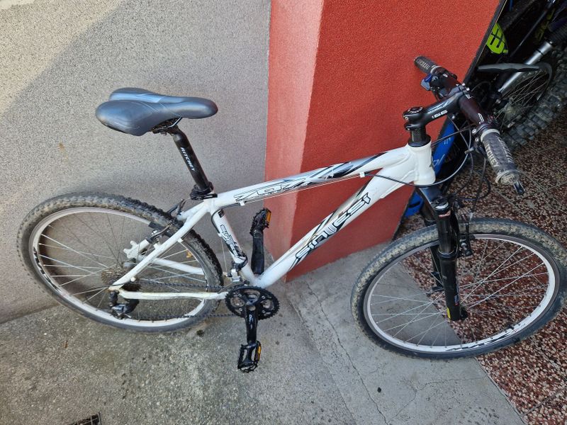 Alu Horské kolo 26" Sintesi 707,vel.16" 