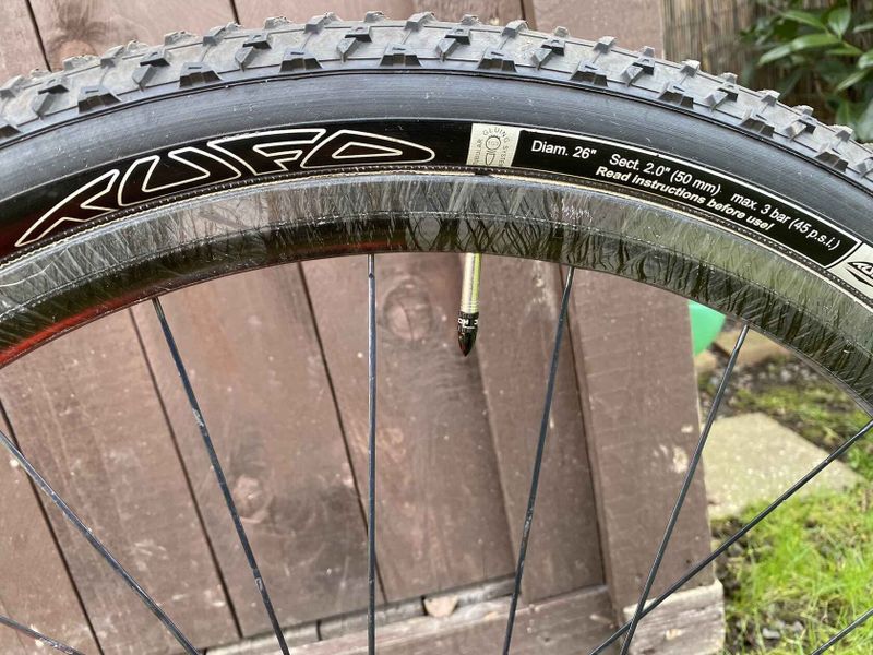 RB KID 26" nekompromisní dětský závodní stroj v top stavu, jen 7100g, od 122cm