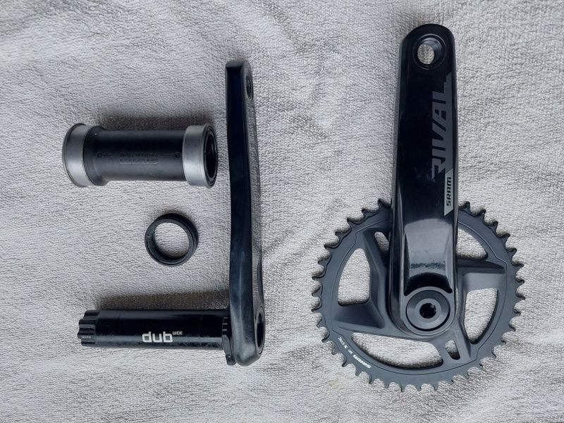 Gravel kliky SRAM RIVAL 