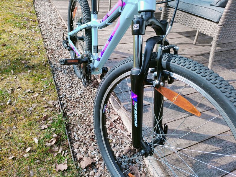 Prodám dívčí kolo Bergamont Revox 24"