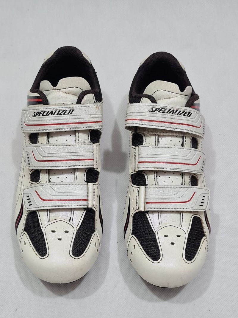 Silniční trety - SPECIALIZED - vel. 42