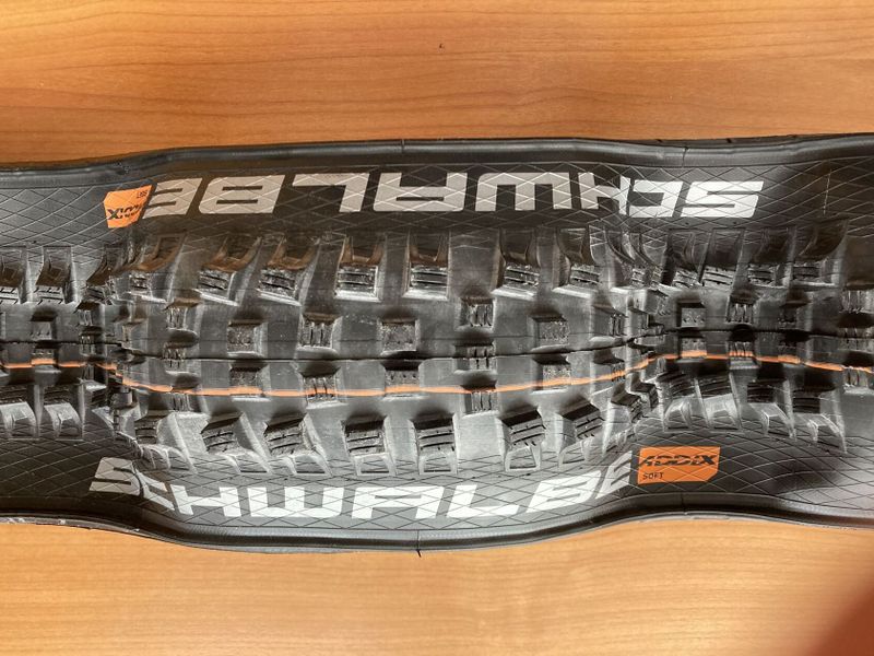 Schwalbe Magic Mary 27,5x2,4 SuperTrail TLE Addix Soft skládací
