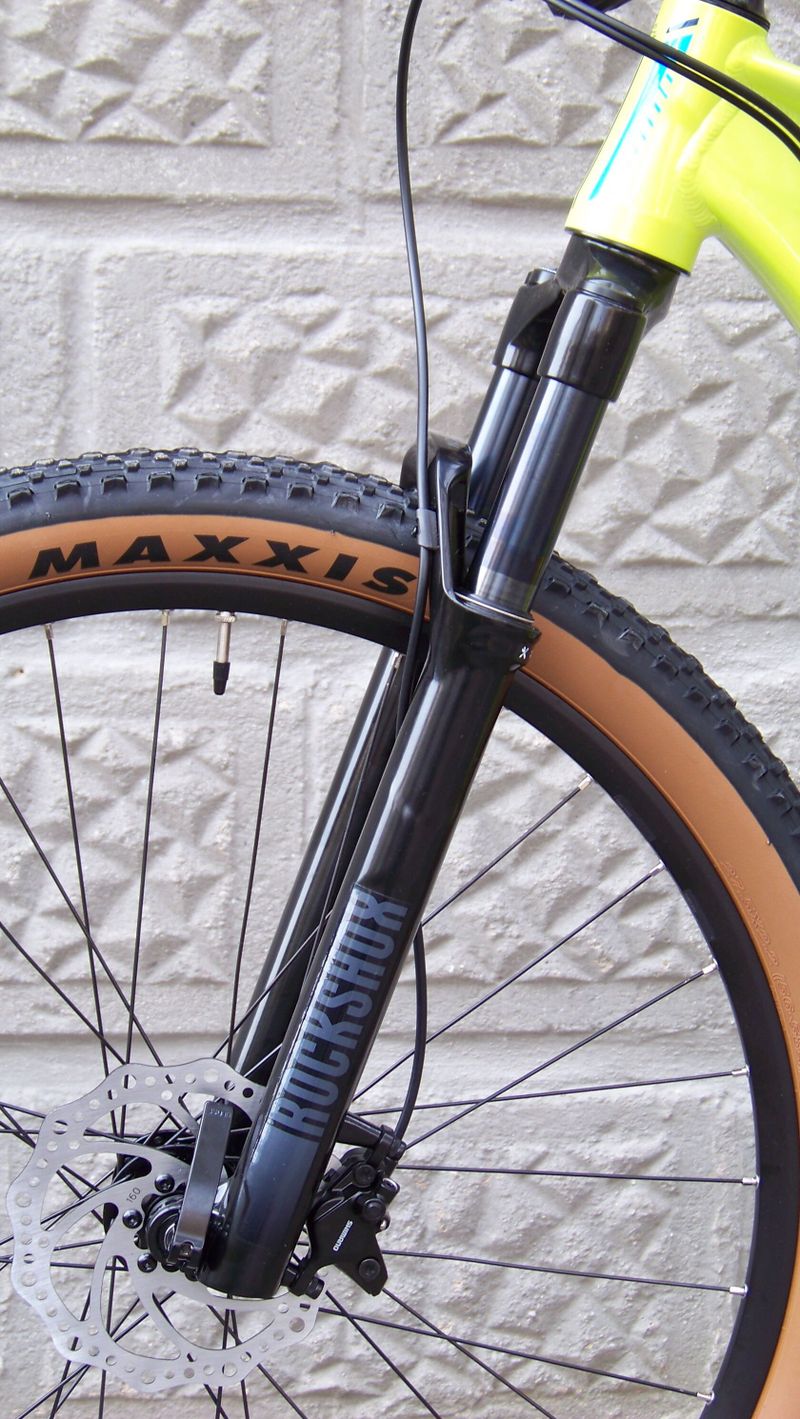 Nové dětské/juniorské kolo Author Ultrasonic 27.5”, RockShox Recon 100mm, DEORE 1x11, kola DT SWISS