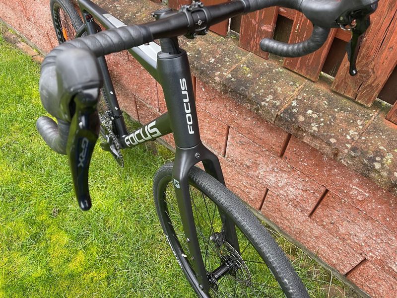 Focus Atlas 6.7 Gravel bike velikost XL komplet Shimano GRX