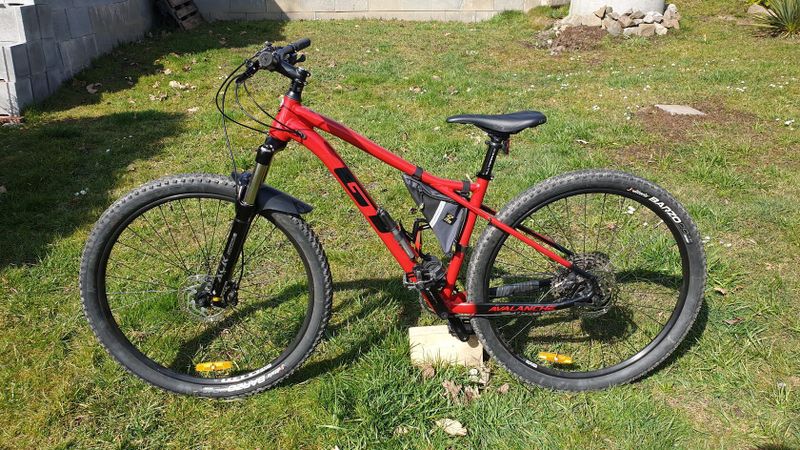 GT Avalanche Elite 29", vel. M + doplňky