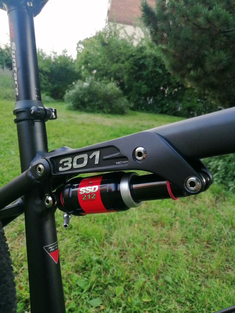 Liteville 301 mk9, váha 12,2kg,X01 ,XTR