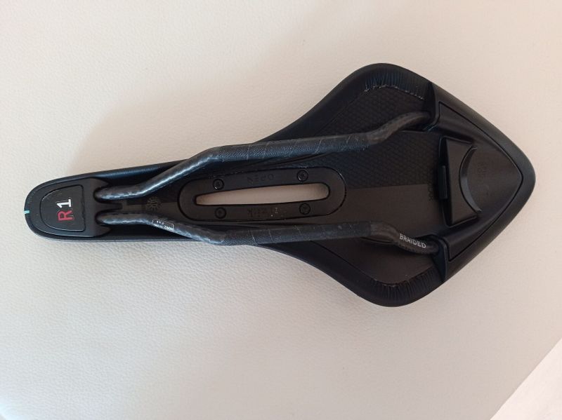 Fizik Arione R1 Open Carbon