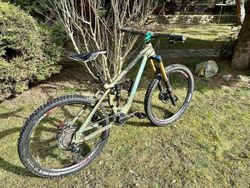 Bianchi Carbon limitovaná edice výročí 100 
