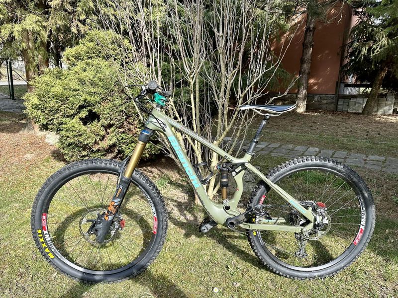 Bianchi Carbon limitovaná edice výročí 100 