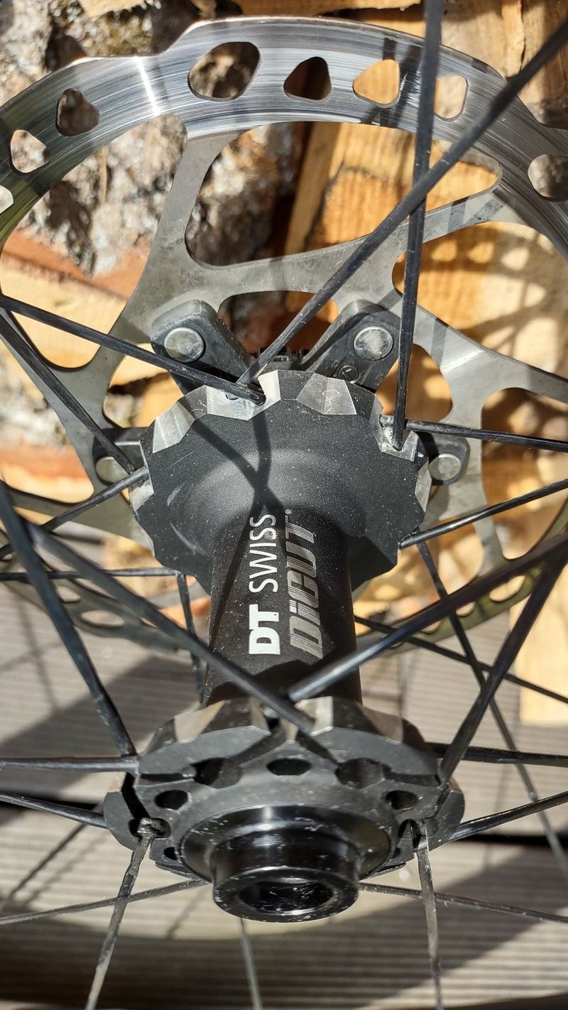 Sada kol DT SWISS RR21 DICUT 