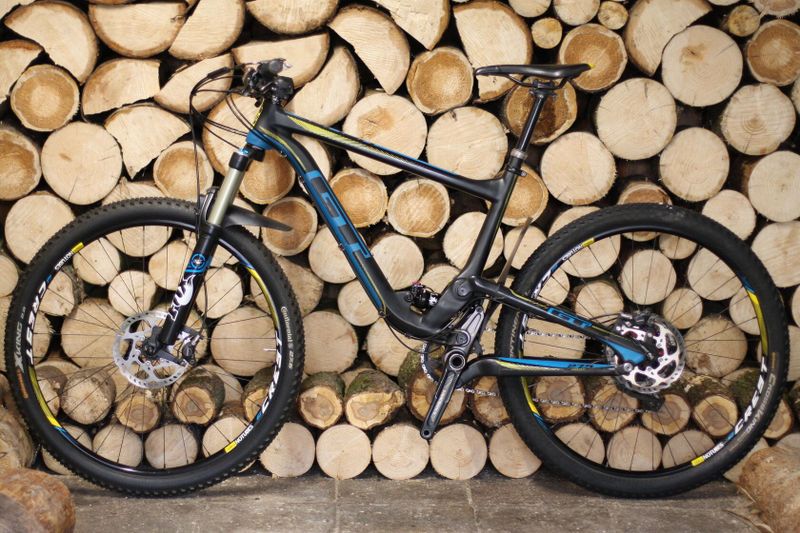 GT Hellion carbon pro, high pivot XC bike
