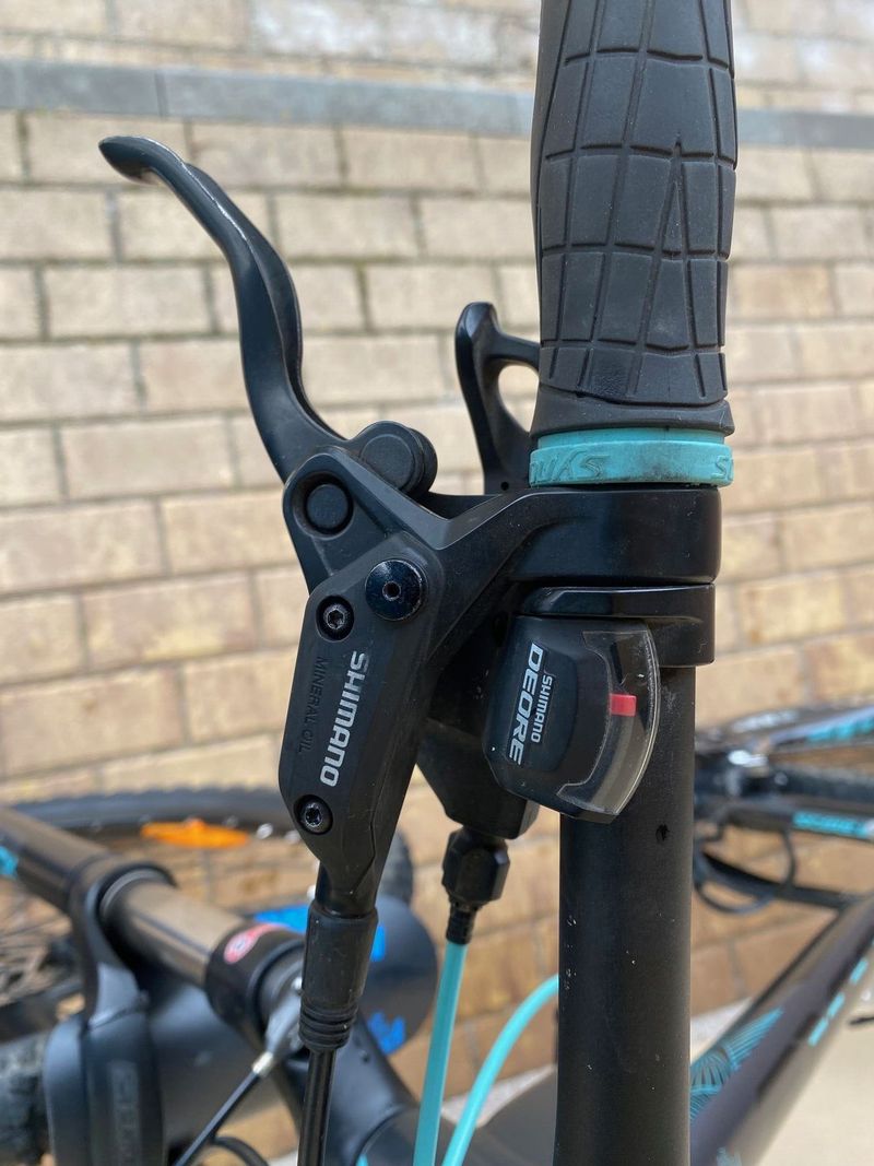 Scott Contessa Scale 720 M