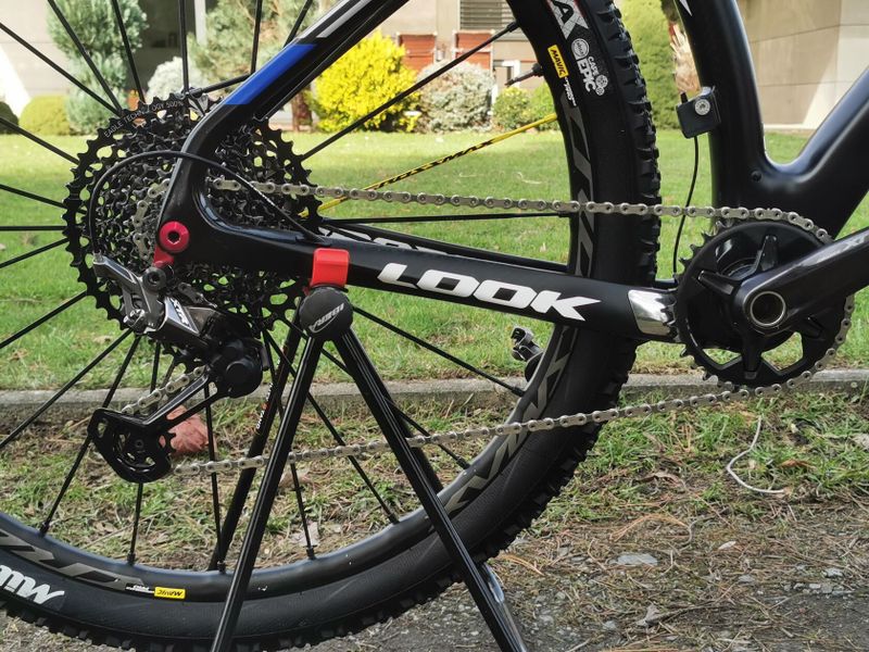 Look 989, shimano XTR 1x12s, karbonová vidlice AXON Werx, MAVIC CROSSMAX PRO