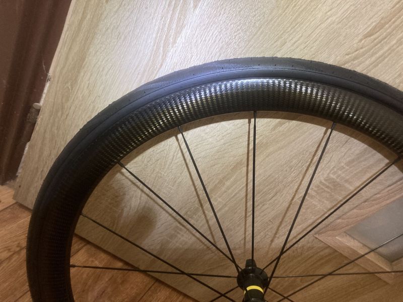 Zapletené kolo mavic přední 