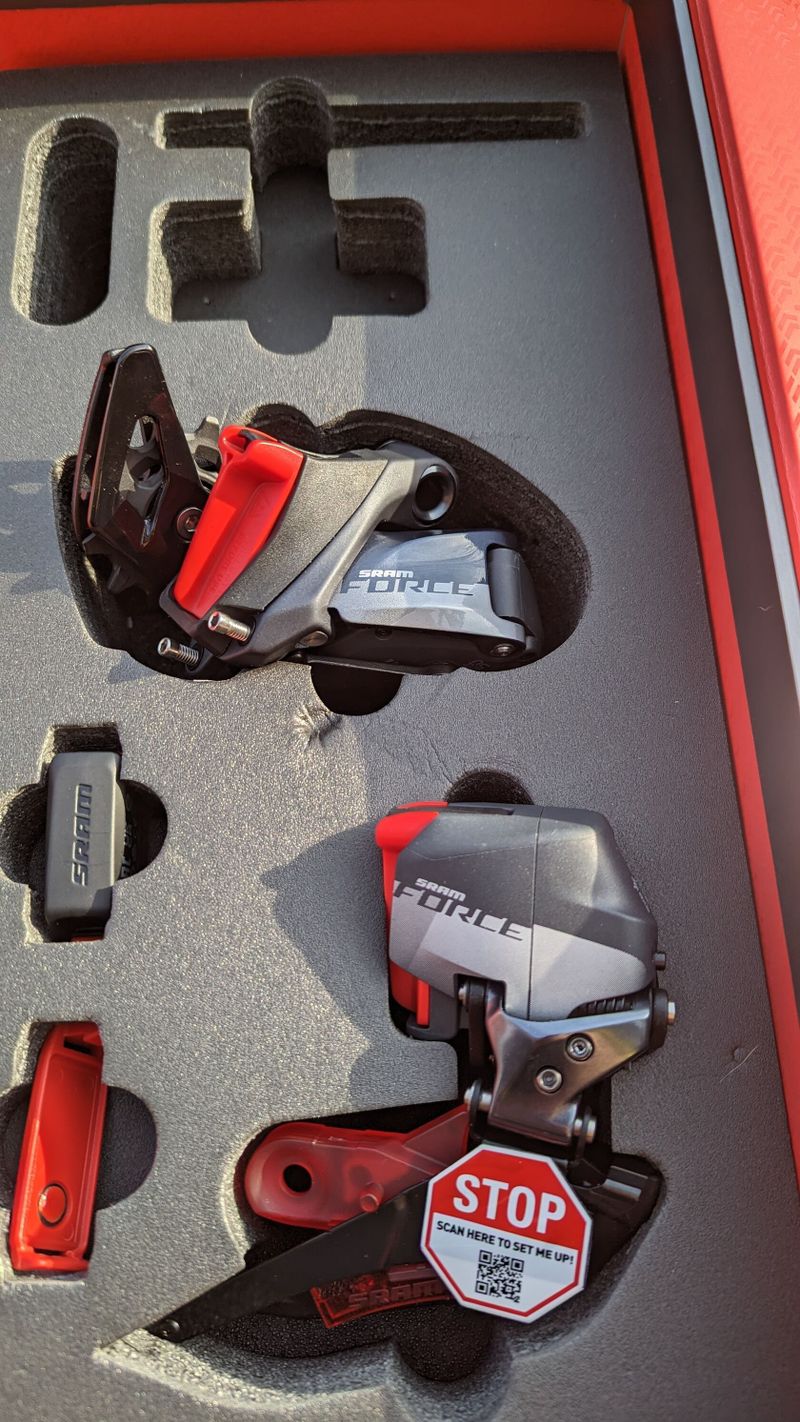 SRAM Force AXS 2x12