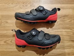 Tretry Specialized Comp Mtb 41,5 + návleky BBB