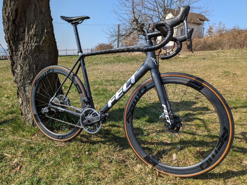 Felt FR Disc Sram Red AXS, vel. 58, wattmetr Quarq, 7 kg