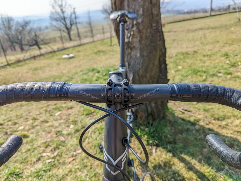 Felt FR Disc Sram Red AXS, vel. 58, wattmetr Quarq, 7 kg