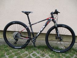Nové kolo MRX Elite X0 17", vidlice Suntour Raidon air, osazení Shimano Deore 1x11, pevná osa