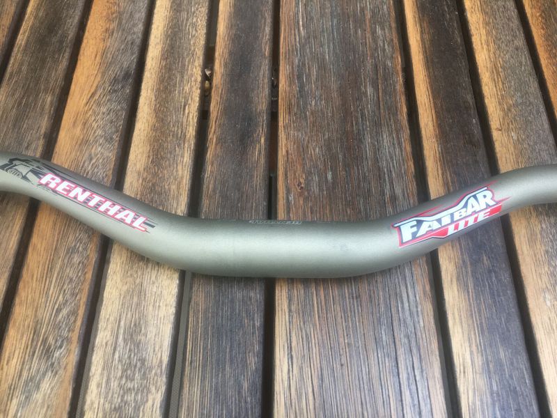  Řidítka Renthal Fatbaŕ Lite 740mm