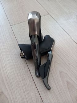 Shimano Ultegra Di2 St-R785 Disc