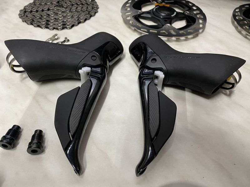 NOVÁ - Shimano Dura-Ace Di2 R9250-P silniční sada s powermetre (možno i bez PM)