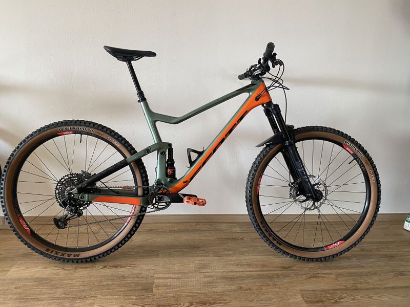 SCOTT Genius XL carbon + náhradné diely