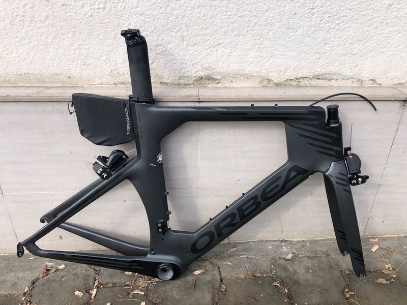 casovkarsky/triatlonovy karbonovy ram Orbea Ordu M20i Team vel. M