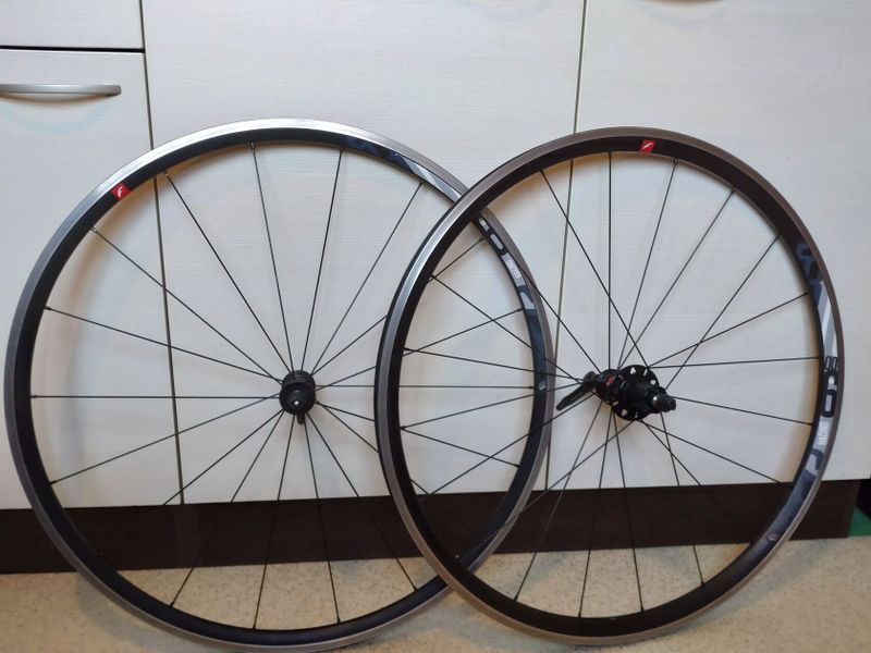 Fulcrum racing 6 rim-brake zánovní