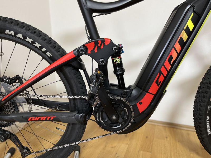 Prodám elektrokolo Giant Full-E 1