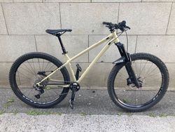 Commencal Meta HT AM, r.2021, velikost M