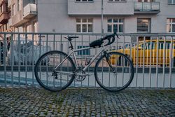 Nabizim muj lehky gravel od firmy Specialized.