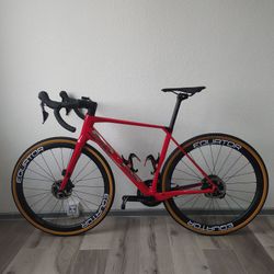 Superior X-Road Team Elite 2021 velikost M. TOP STAV 
