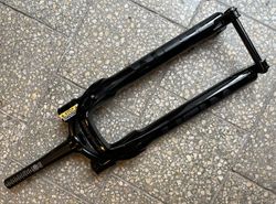 Nová Cane Creek Helm MK2 Air 150mm