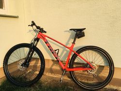 Prodám Trek X-Caliber 8 2021