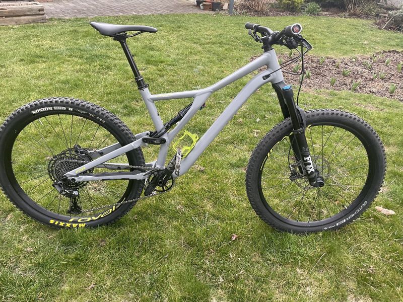 Stumpjumper Comp Alloy 27,5 - velikost L
