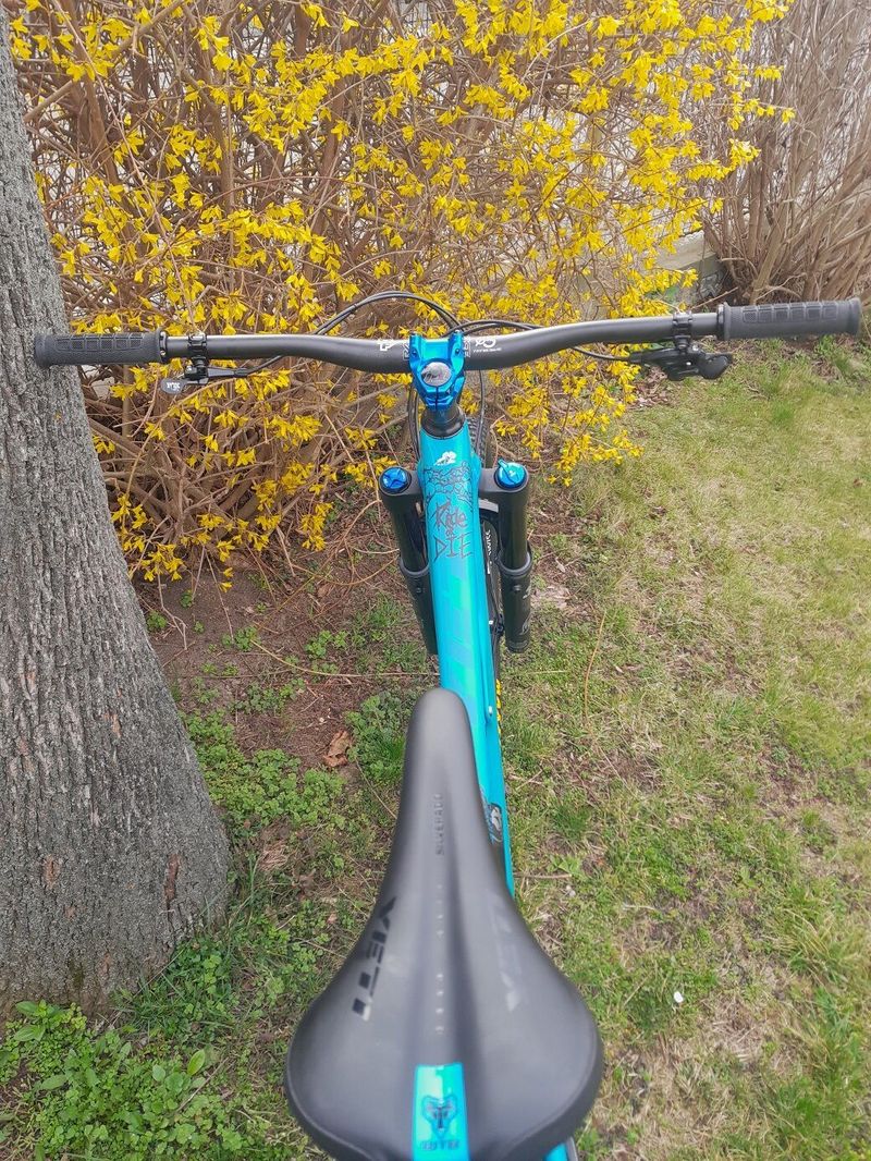 YETI SB150 C2. TOP ! 2022 vel. L / READY TO RIDE !