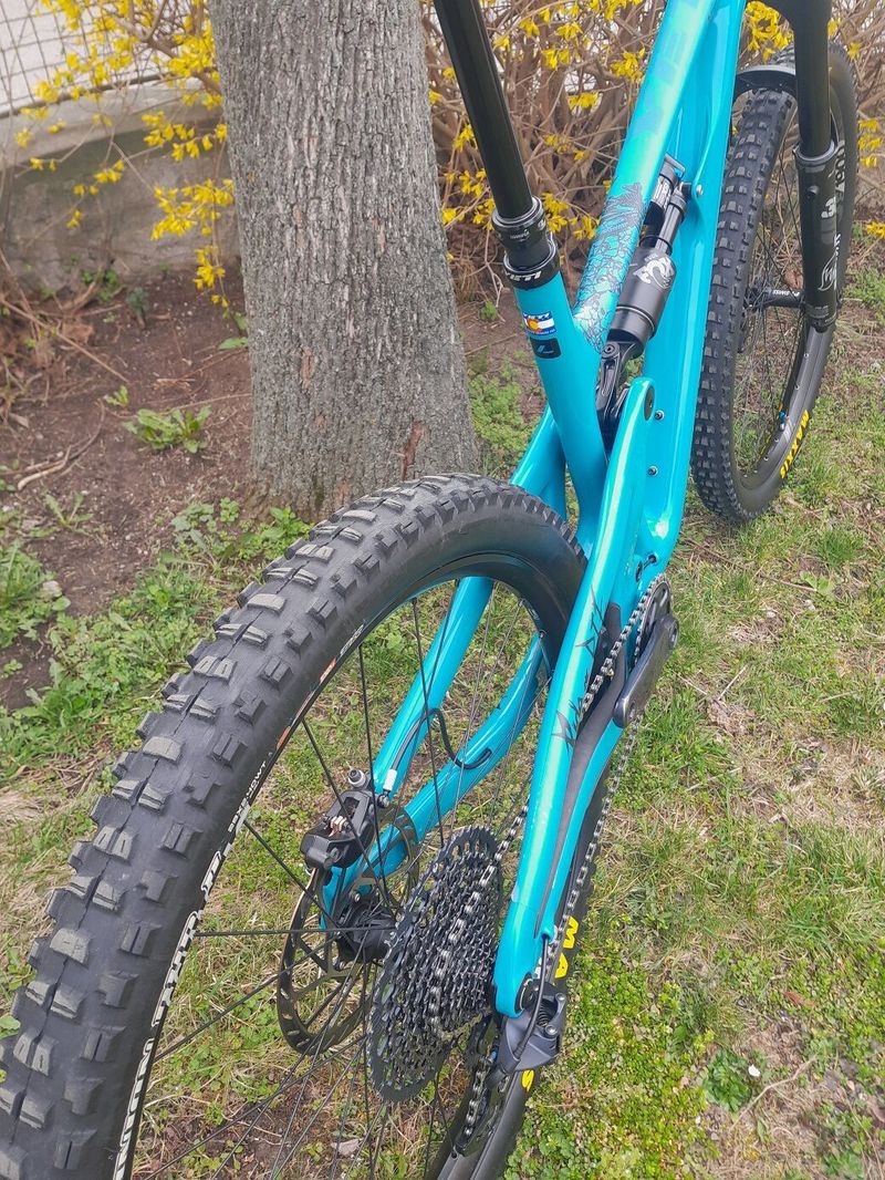 YETI SB150 C2. TOP ! 2022 vel. L / READY TO RIDE !