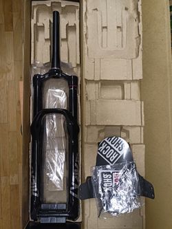 Nový Lyrik Ultimate RC2 27,5"