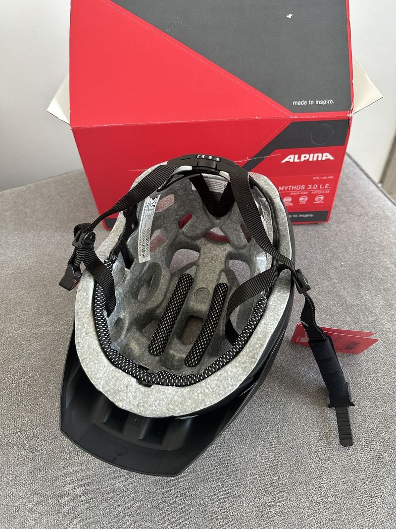 Nová přilba Alpina