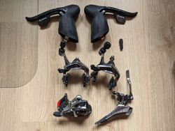 Sada Sram RED