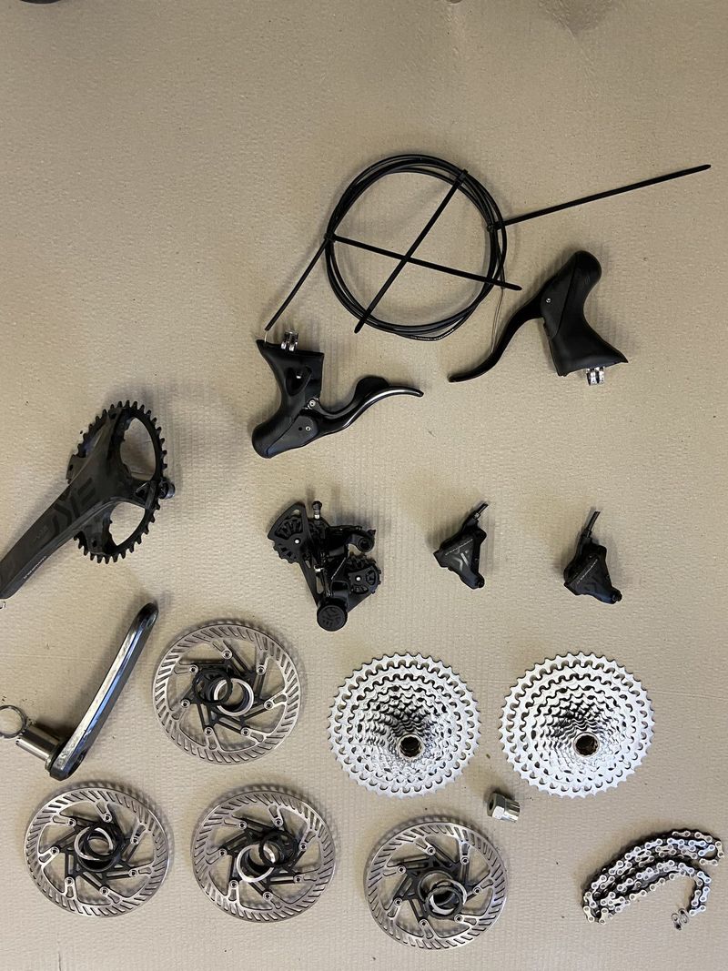 Prodám kompletní gravel sadu Campagnolo Ekar 1x13